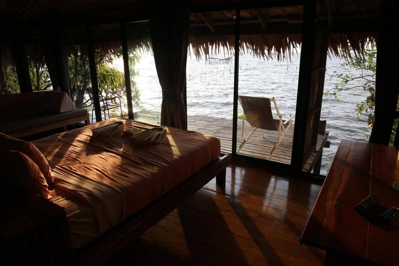 Wetlandcamp บ้านชายเล Phatthalung Dış mekan fotoğraf